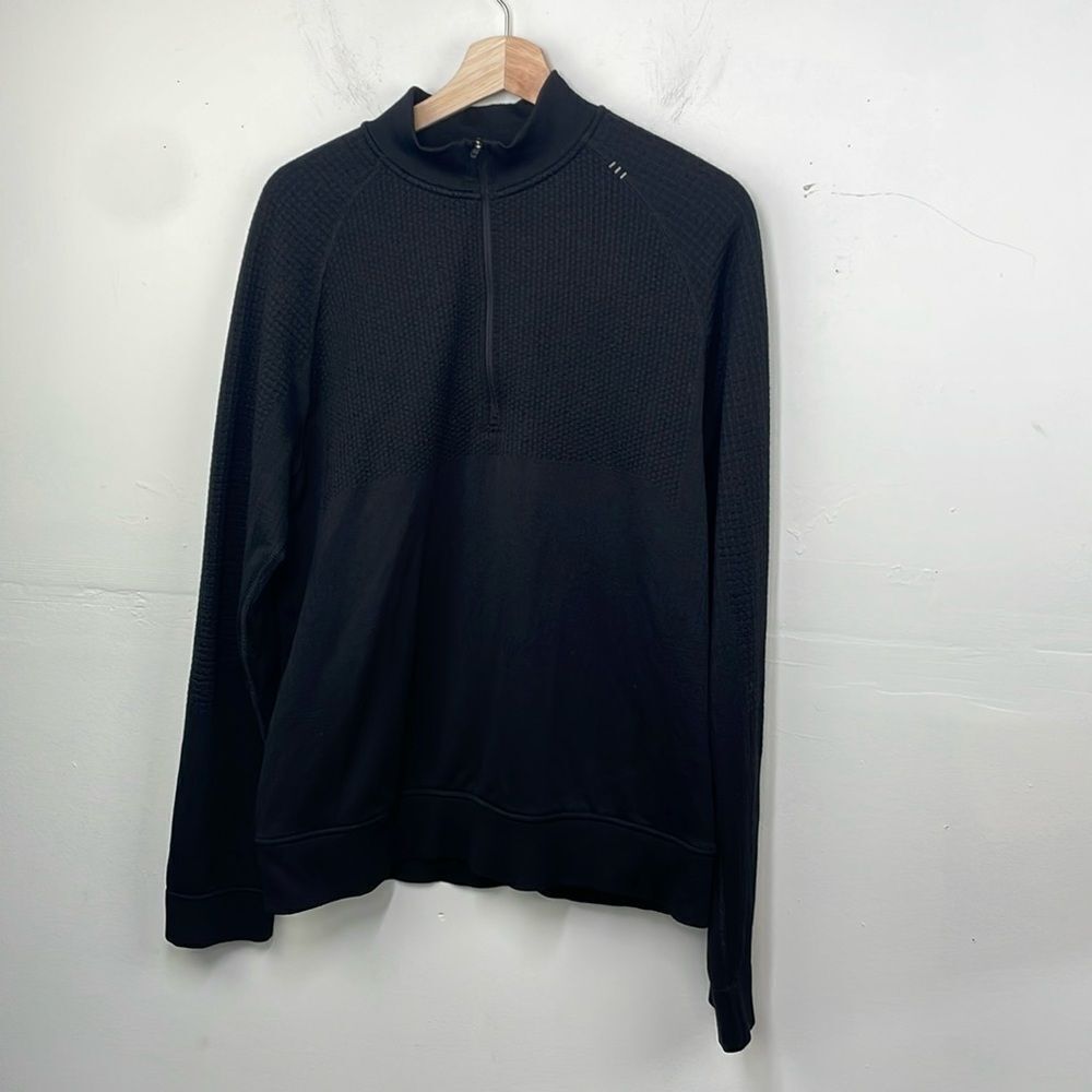 Lululemon Men’s Engineered Warmth 1/2 Zip Black size Large